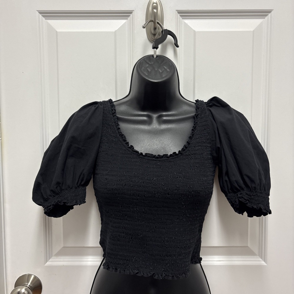 Hill House Home The Aiko‎ Nap Top Black Smocked Puff Sleeve Crop Blouse - Medium